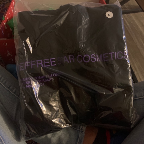 Jeffree Star Cosmetics 5th Anniversary Hoodie - Picture 4 of 4